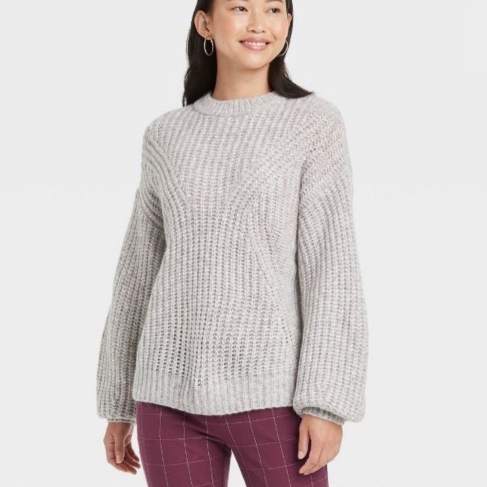 A New Day Women's Chunky Knit Soft Gray Crew Neck Sweater Size Medium NWT